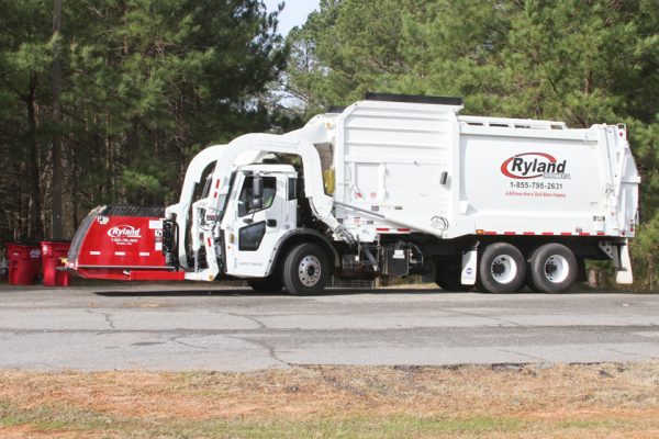 Side View Ryland Environmental Automated Front Loader